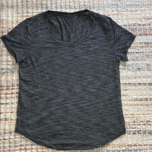 LULULEMON gray top - Picture 1 of 2